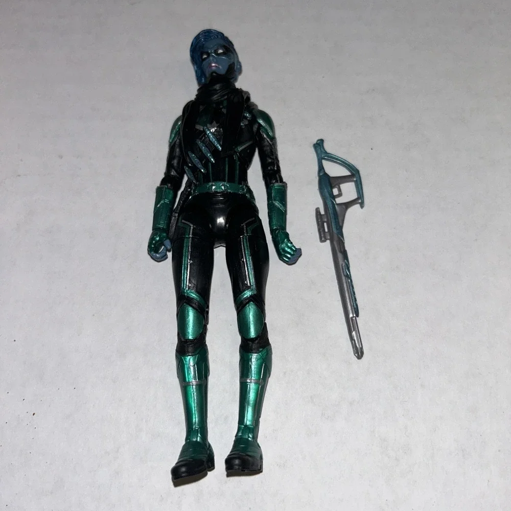 Marvel Legends CAPTAIN MARVEL STARFORCE Action Figure (Target Exclusive)‎ Hasbro